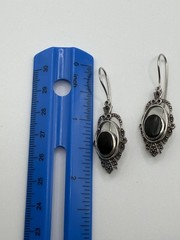 SILVER TONE BLACK STONE DANGLE DROP EARRINGS WOMENS HOOK FILIGREE STATEMENT