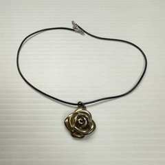 Vtg 925 Silver Flower Hollow Pennant Necklace Thailand Classic Nature Floral