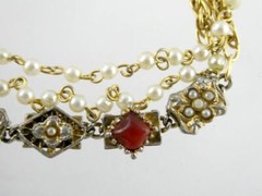 Vintage Unbranded Goldtone Faux Pearl and Carnelian Costume Bracelet