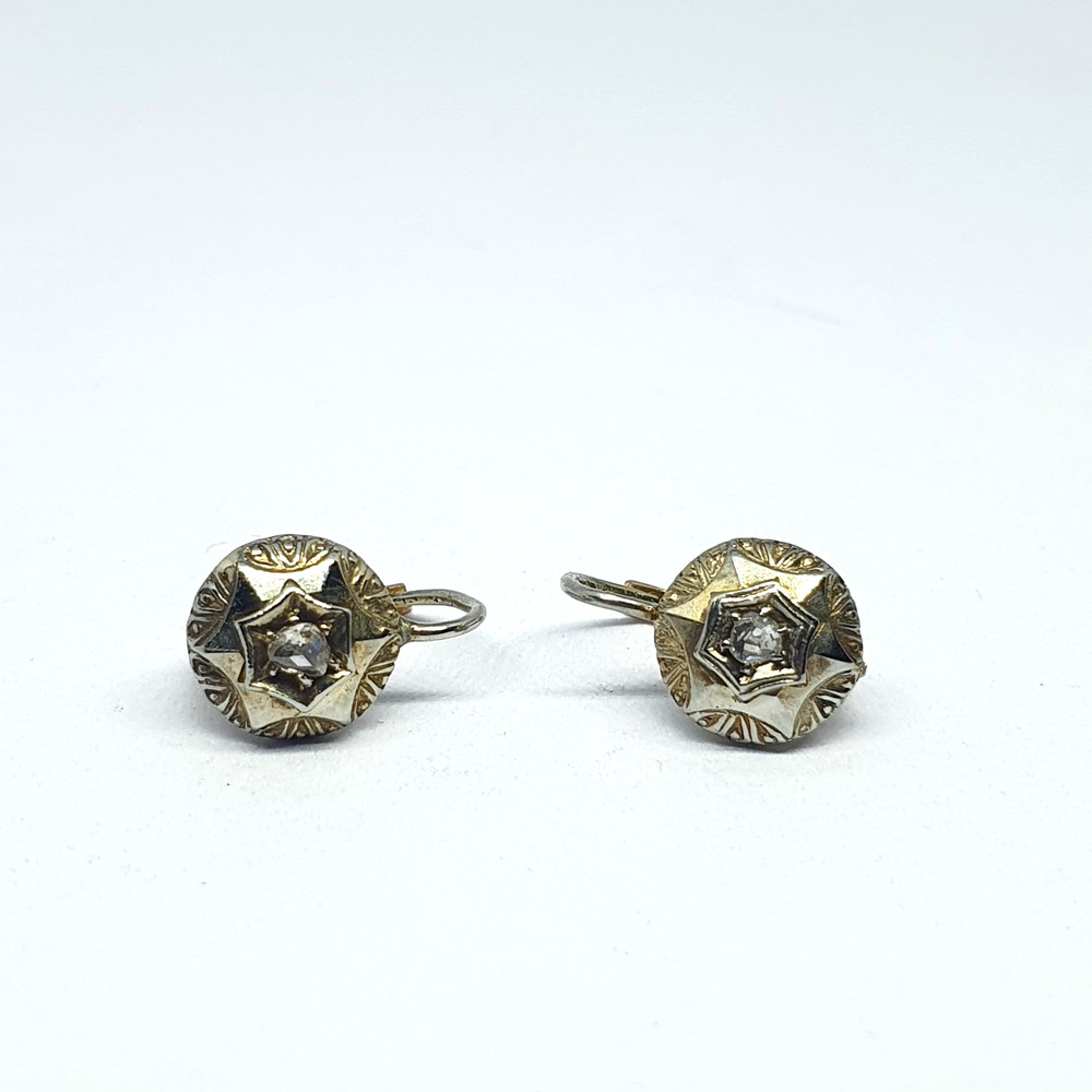 Antique Style Earrings on 18kt White Gold With Diamonds – 486