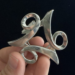 Vintage Modernist Silver Tone Scarf Clip Holder Abstract Swirl Scarf Ring 2.5”