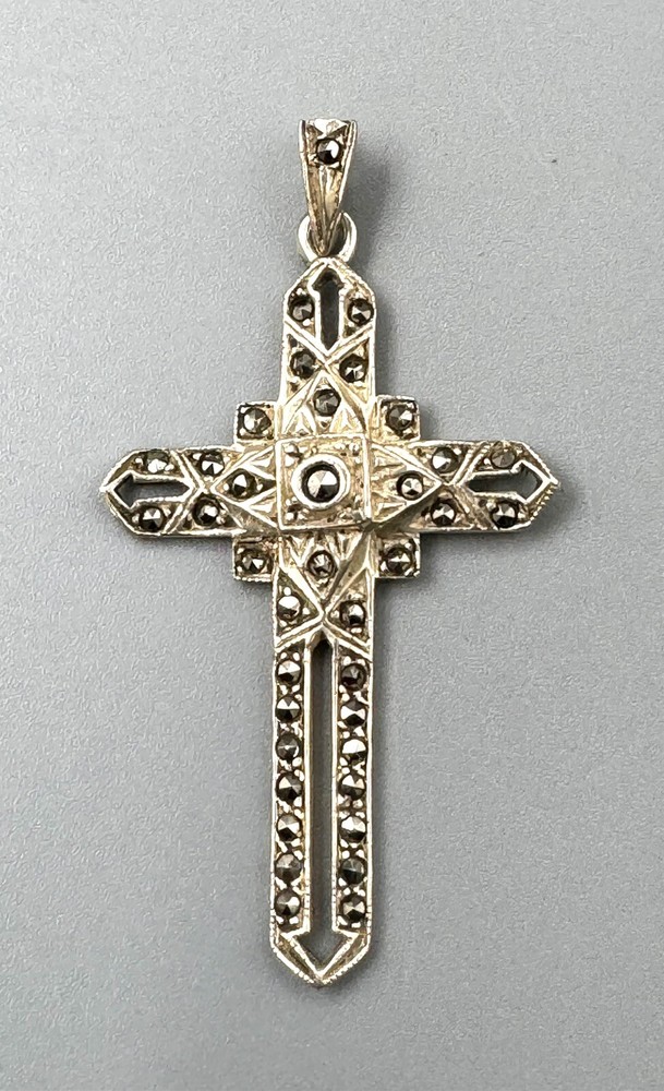 Vintage Sterling Silver 925 and Marcasite Cross 2.5” 9g