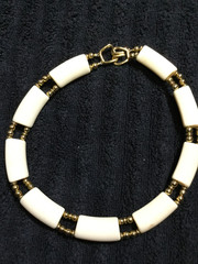 RARE 1960 CROWN TRIFARI GOLD TONE CHAIN LUCITE CHOKER SHAKIRA NECKLACE