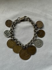 Vintage 1950s World Coin Charm Bracelet – Double Curb Link – Peery Estate