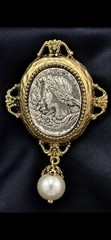Vintage Gold Tone Cameo Dress Clip Faux Pearl Dangle . Estate Jewelry 1940