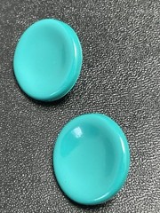Vintage 1.1” Teal Green Lucite Round Retro Earrings
