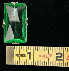 VTG Brooch 1950s Uranium Glass Prong Set Emerald Cut 1.25″
