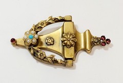 Vintage 1940’s CORO Door Knocker Red Rhinestone Faux Pearl Flowers Brooch