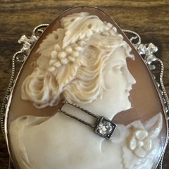 Vintage 14K Solid White Gold Cameo Brooch Pendant – Filigree, Diamond, Flowers