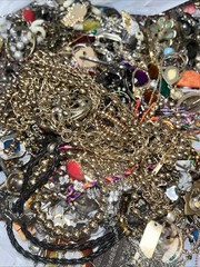 5lbs + Vintage/Modern Costume Jewelry Lots Mix Box Wearable Pieces.