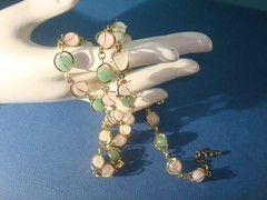 VINTAGE SEMI PRECIOUS GEMSTONE NECKLACE WIRE WRAP/CAGED PASTEL PINK,GREEN, 33″L