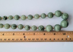 Vtg Joan Rivers Faux Jade Marble Green Lucite Round Bead Gold Tone Necklace 20″