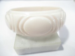 Thick Vintage Raised Ovals Bangle Bracelet Beige