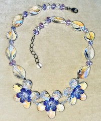 GLOWING Glass Crystal Flower 19″ Necklace BOREALIS & LAVENDER GREAT FOR WEDDING