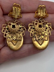 Vintage West Germany Blue Rose Cameo Brooch Earrings Set Clip On Gold Tone