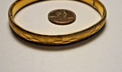 Vintage MARATHON Brushed Gold-Filled Hinged Bangle Bracelet w Cut Decoration