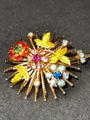 1960 Warner Crystal Flower Umbrella Broach, Enamel & 26 Prong set stones EC