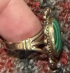 Absolutely Beautiful Vintage Malachite 12k GP Gold Ring Unique Pattern