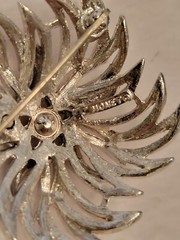MONET Jewelry 60″ Necklace & Brooch Silvertone Versatility Flapper To…