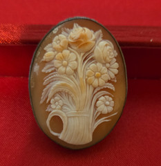 Vintage Silver Floral Cameo Style Brooch Pin Brown Cream 1.5 in No Stone
