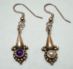 Vtg Mismatched Asymmetrical Sterling Silver Amethyst Pearl Dangle Drop Earrings