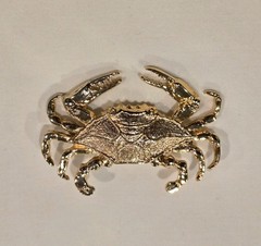 Vintage Unbranded Gold Tone Crab Brooch Pin