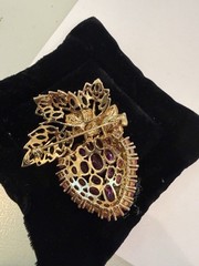 JUICY COUTURE VINTAGE CRYSTAL CZ STONE STRAWBERRY BROOCH