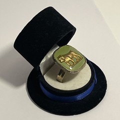 Vintage Men’s Signet Ring Intaglio Bulldog “Mack” Trucks Advertising Adjustable