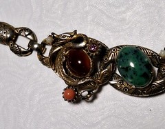 Selro Selini Dragon Egg Choker Necklace