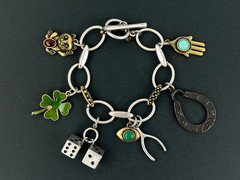 Matte Silver Metal Good Luck Charm Bracelet Dice Shamrock Wishbone Horseshoe 8″