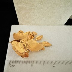VTG. ESTATE MCM BROWN & GREEN ENAMEL AUTUMN LEAVES GOLD TONE BROOCH-180