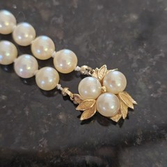 Ciner Faux Pearl Double Strand Beaded Bracelet Vintage Fancy Box Clasp 8.5 In
