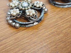 Women’s Vintage Clamp/Clip On Earrings Filigree Floral Faux Pearl Clusters