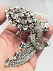 Large Eisenberg Originals 30-40’s Rhinestone Fur Clip