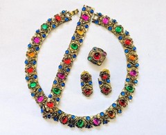 Vintage Mughal Gripoix Poured Glass Necklace Earrings Bracelet Button Cover Set