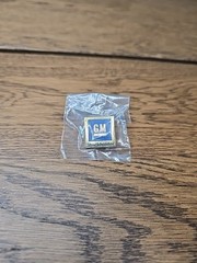 General Motors GM Stockholder Vintage Lapel Pin Tie Tack Men’s Jewelry Accessory