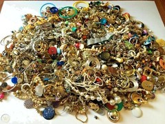 10 Pounds Unsorted Jewelry Lot Vintage Modern Lot Wear Junk Craft DIY Repurpose
