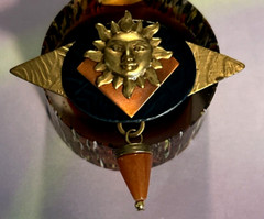 Vintage 90’s Mixed Metals Celestial Sun Brooch Polished Stone/Glass Dangle XLNT!