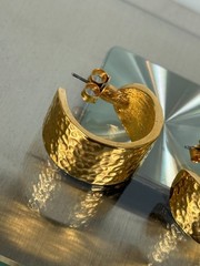Mayamar (24K Gold Plated) Hammered Huggie Hoop Earrings Goldtone (NEW)