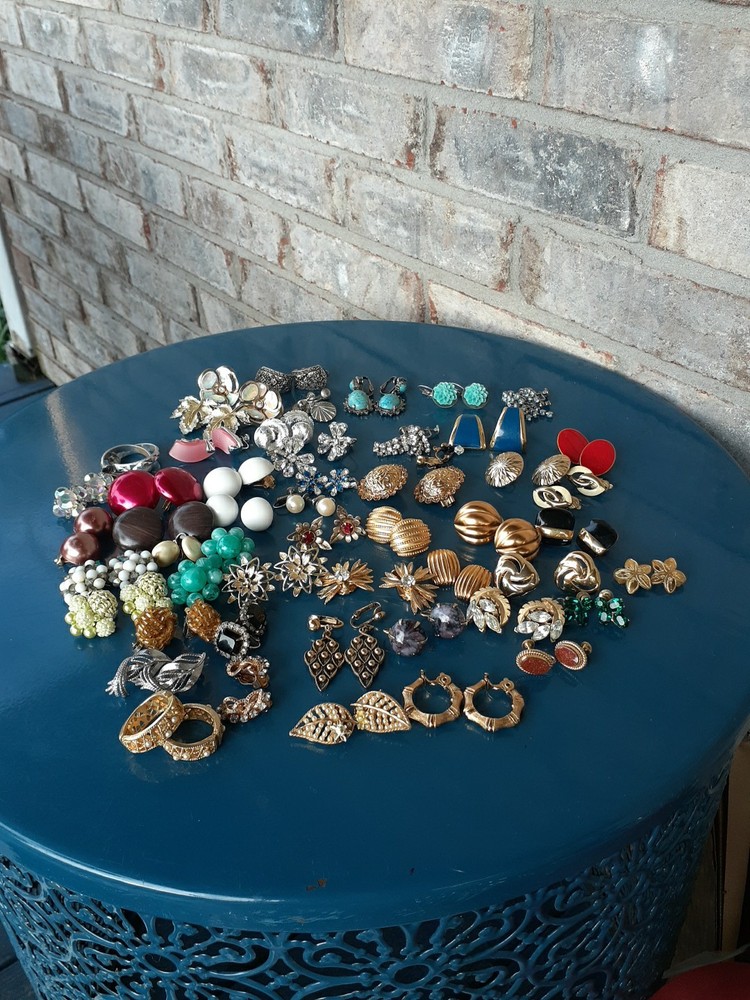 Estate Mixed Lot Costume Jewelry Earrings 50pr Clip On Screwback Some Signed