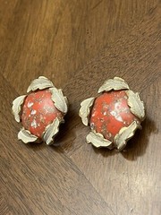 Vintage Judy Lee Earrings Round Coral Tone Cabochon Cluster Clip Ons Signed!