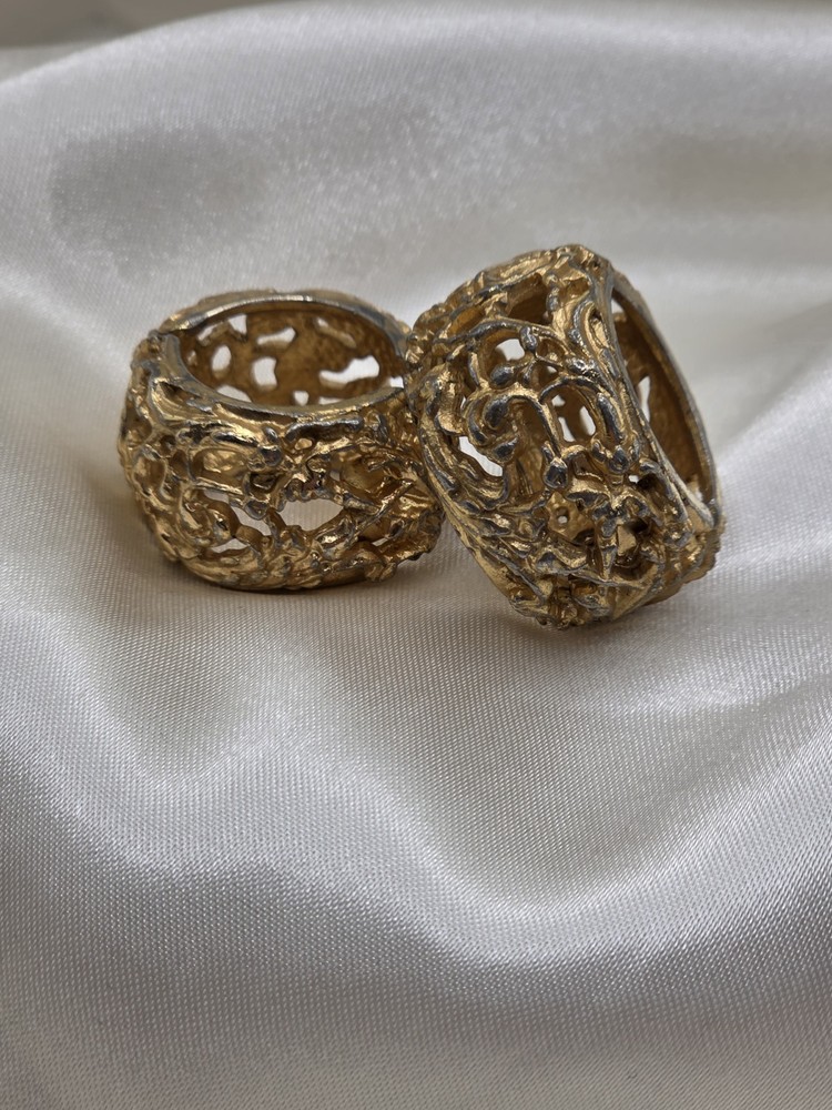 Vintage Napier Wide Hinged Clip Hoop Earrings 1970s Gold Tone Vine Design 1″