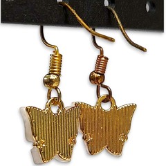 VTG Dainty Ice Pink Gold Tone Butterfly Dangle Everyday Statement Earrings 1.25″