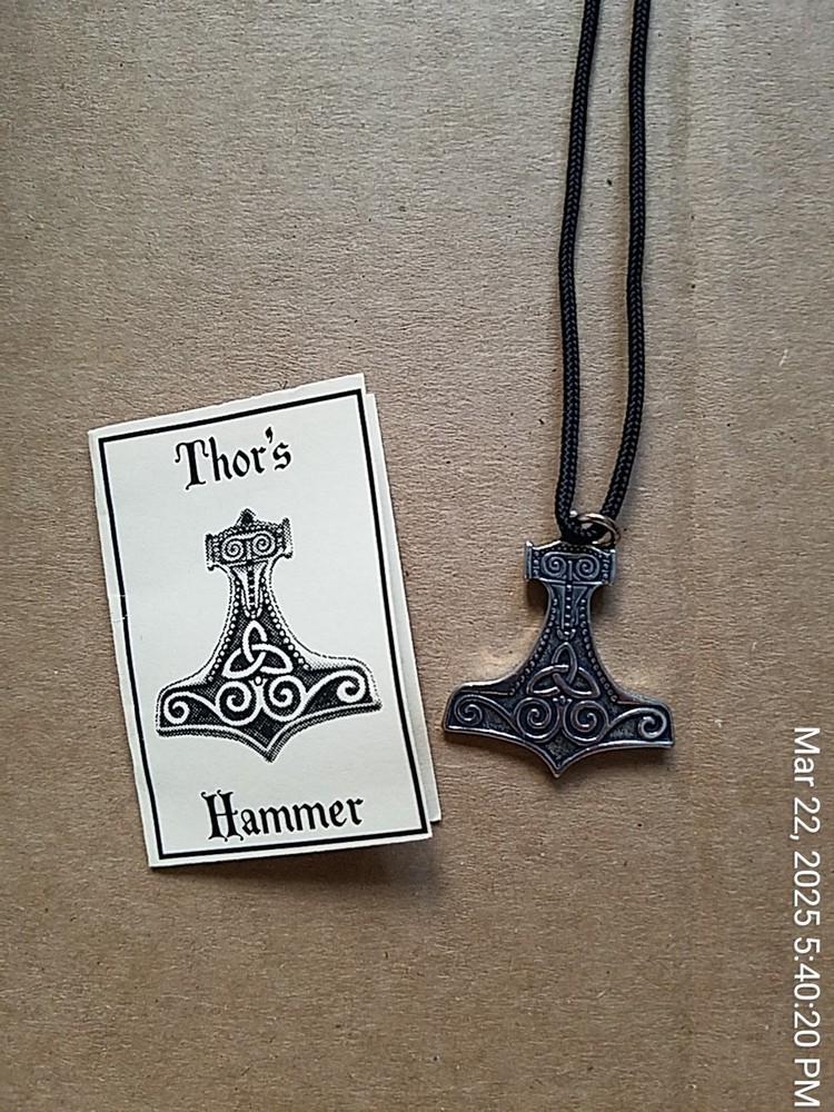 mjolnir pendant pewter, very nice detail on both sides