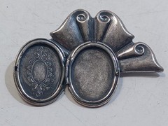 RARE ANTIQUE Locket Sterling Silver Brooch/ Pin COLLECTIBLE 2 1/4″ W X1 5/8″HIGH