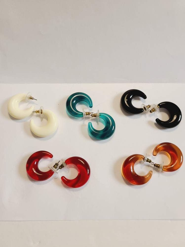 VINTAGE JOAN RIVERS 5 PAIRS LUCITE HOOP PIERCED EARRINGS VARIOUS COLORS