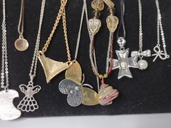 Lot Of 12 Pendant Necklaces Bows, Hearts, Angel, Skull Necklace Lot P38