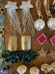 Jewelry Repair Lot 50+ Very Nice Many Signed Missing Rhinestones Resell Harvest