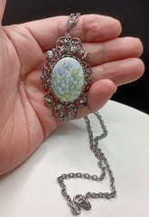 Vintage Floral Cameo Pendant Necklace Transferware Porcelain 23.5″ Silver Tone