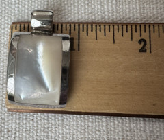 Vintage Modernist Sterling Silver Inlaid Flush Set Mother of Pearl Gem Pendant